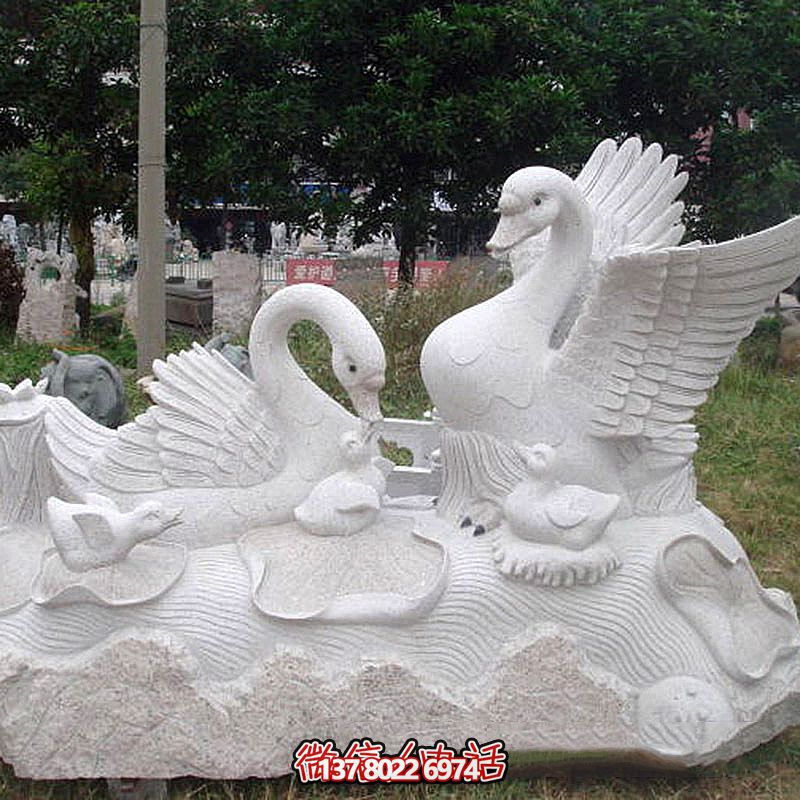 創(chuàng)意企鵝雕塑，點綴你的公園廣場