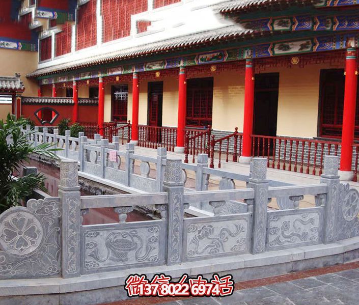游覽大理，感受古老石欄桿的魅力
