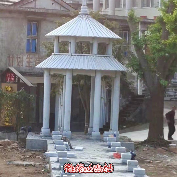 精美大理石雕刻二層涼亭，為農(nóng)村文化廣場添彩