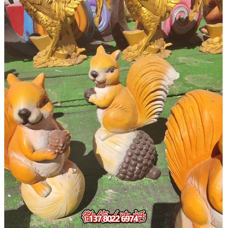 集游樂、景觀、動物園于一體的玻璃鋼仿真卡通動物游樂場