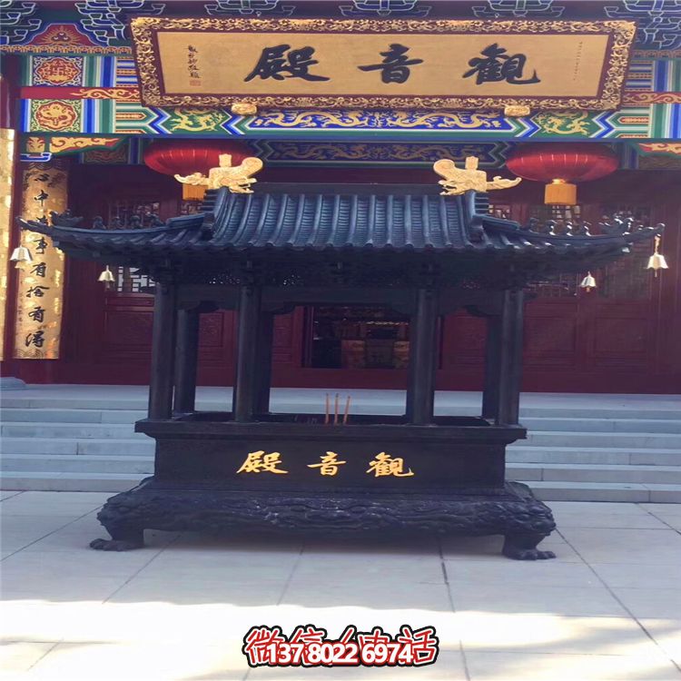 華寶鑄鐵長(zhǎng)形香爐，讓觀音殿更加美麗