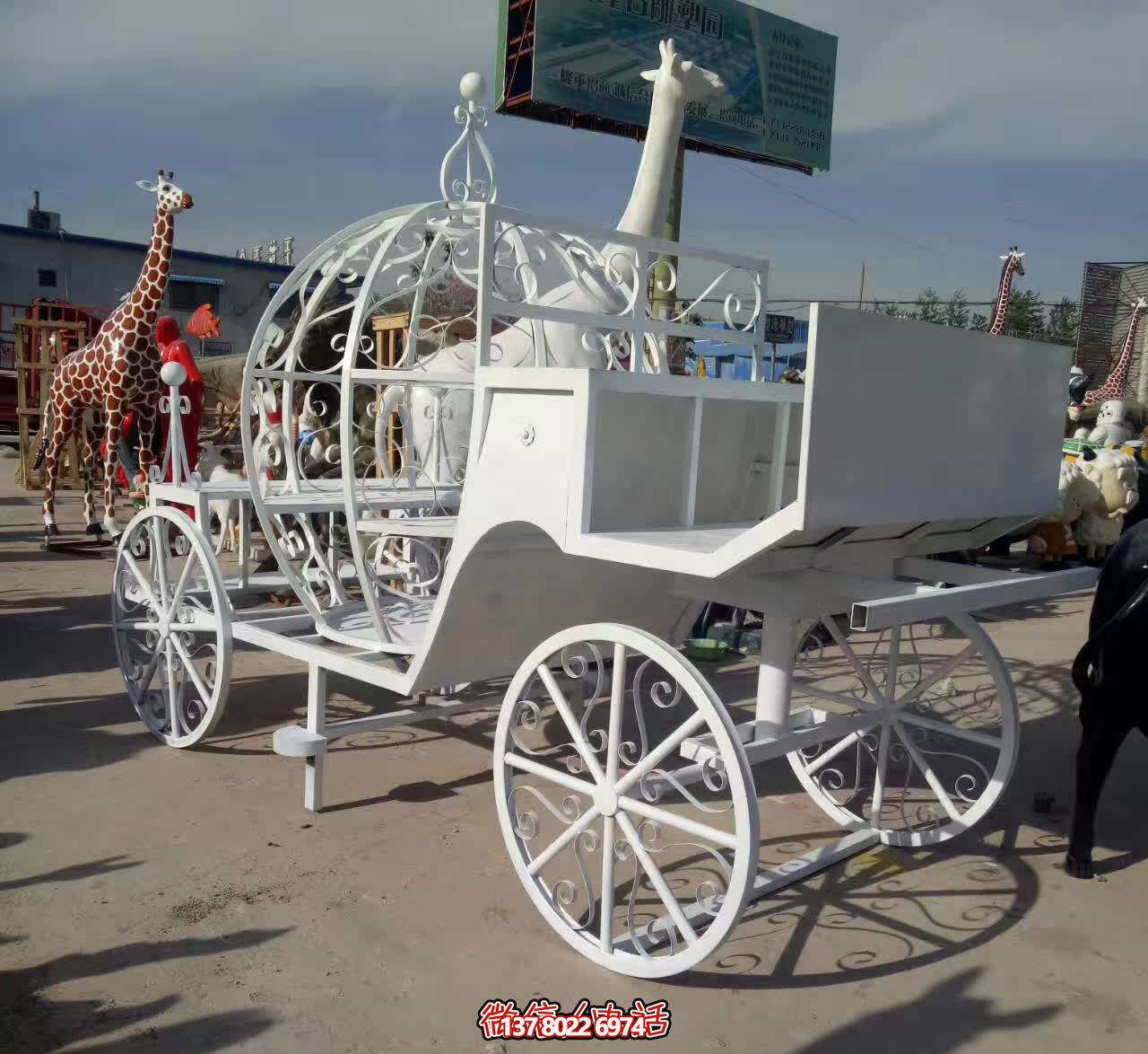 不銹鋼雕塑,精美馬車裝點商場戶外 不銹鋼雕塑,精美馬車裝點商場戶外