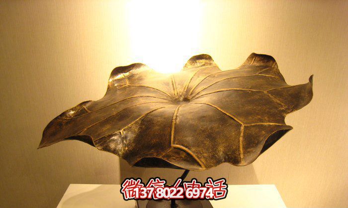 精美銅雕荷葉雕塑，添彩廣場(chǎng)環(huán)境