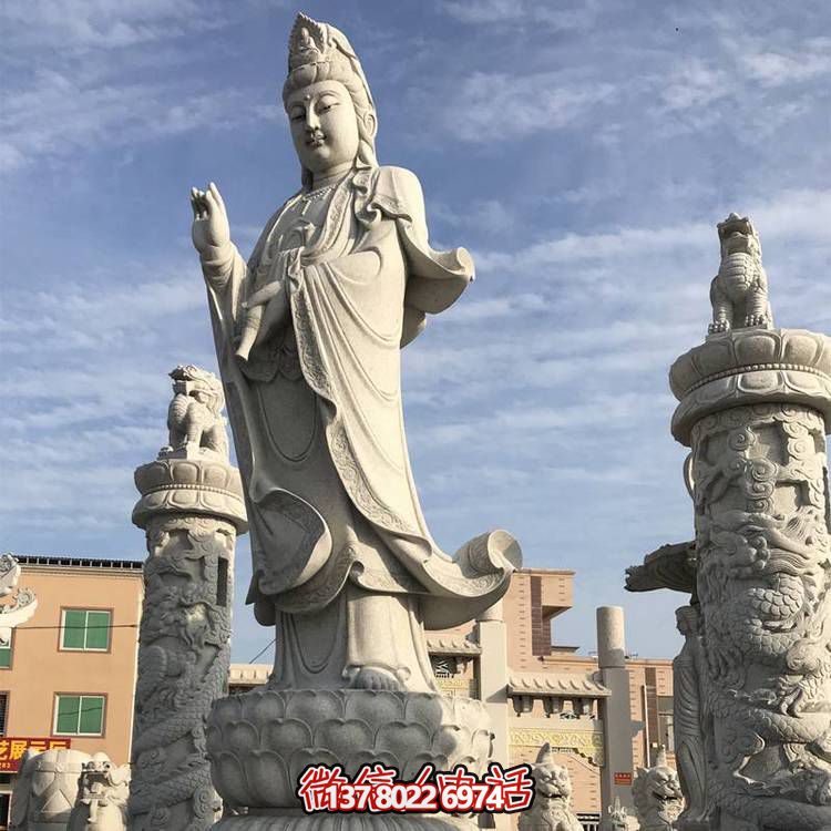 滴水觀音大型雕塑，欣賞美麗的戶外景點