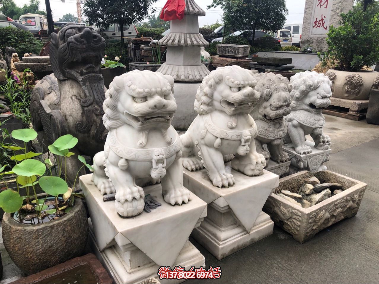 精美獅子雕塑，企業(yè)招財納福