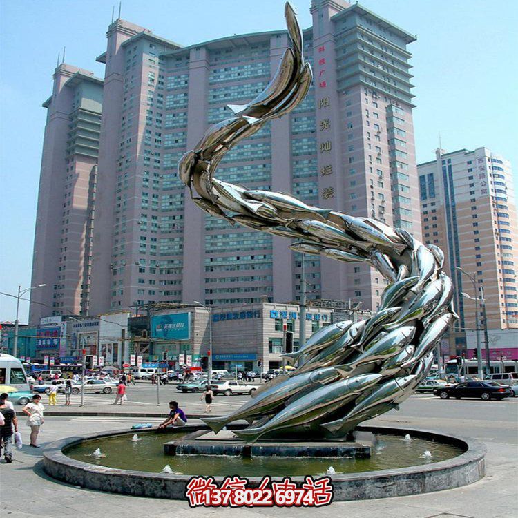 大型水景觀雕塑，螺旋游水魚(yú)群擺放