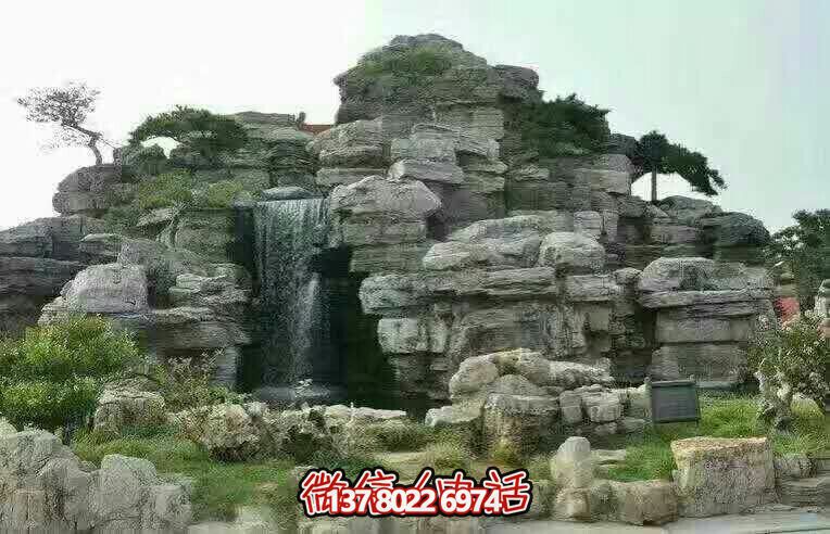 精美的景區(qū)園林，完美的假山流水?dāng)[放