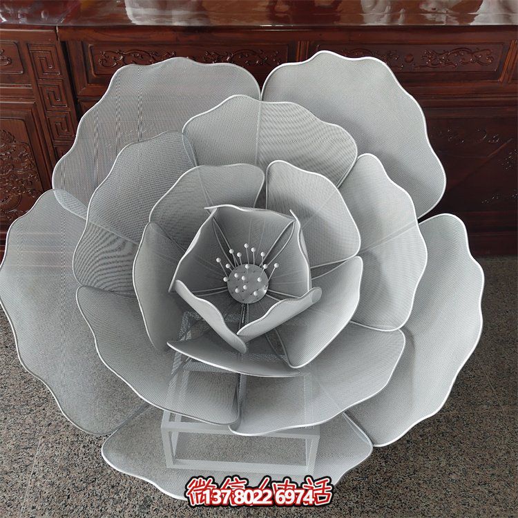 不銹鋼鏤空戶外蓮花雕塑，更美的園林景觀