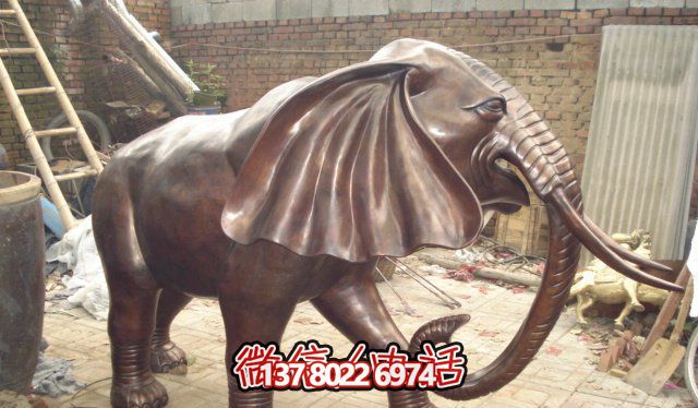 創(chuàng)意仿銅大象雕塑，美化環(huán)境景觀