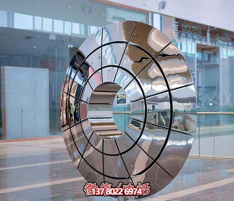 不銹鋼雕塑傘狀圓環(huán)，創(chuàng)意裝點(diǎn)商廈鏡面