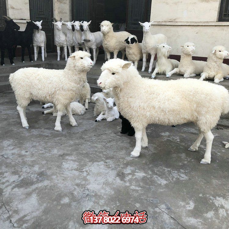 精美仿真動(dòng)物裝飾雕塑，美化景區(qū)游樂場