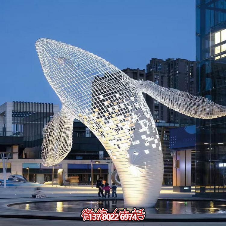 精美的大型不銹鋼網(wǎng)格鯨魚雕塑，綴點(diǎn)你的戶外空間