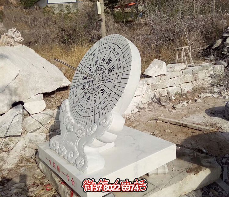 精致日晷雕塑，為你的戶(hù)外景區(qū)帶來(lái)創(chuàng)意石雕裝飾