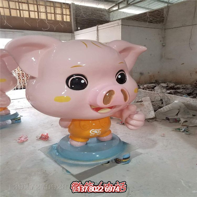 玻璃鋼豬雕塑，為您的店鋪、戶外公園增添熱鬧氣氛