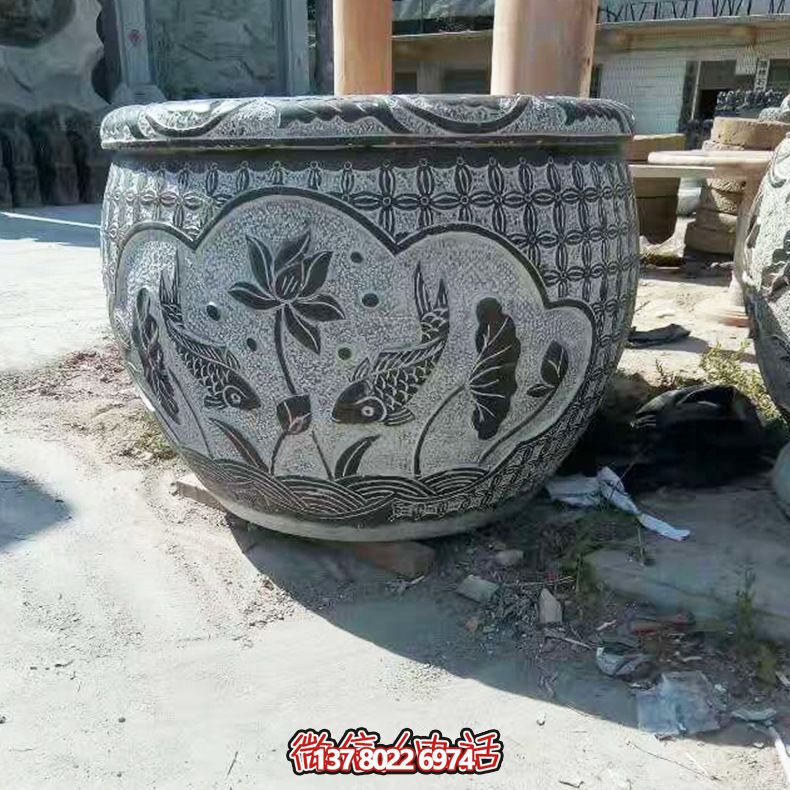 青石雙魚蓮花雕塑，養(yǎng)花缸精美裝飾