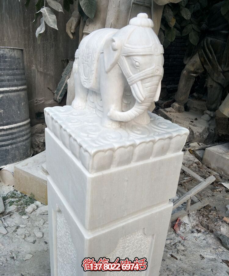漢白玉吉祥象擺件讓花園廣場(chǎng)更具溫馨韻味