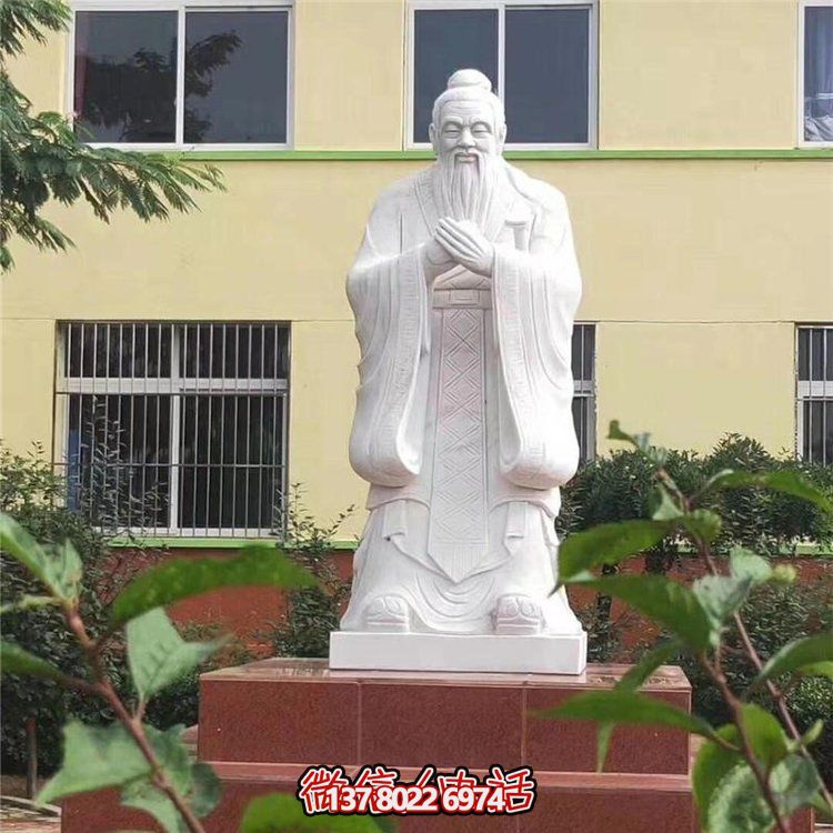 孔子雕像，傳承歷史文化