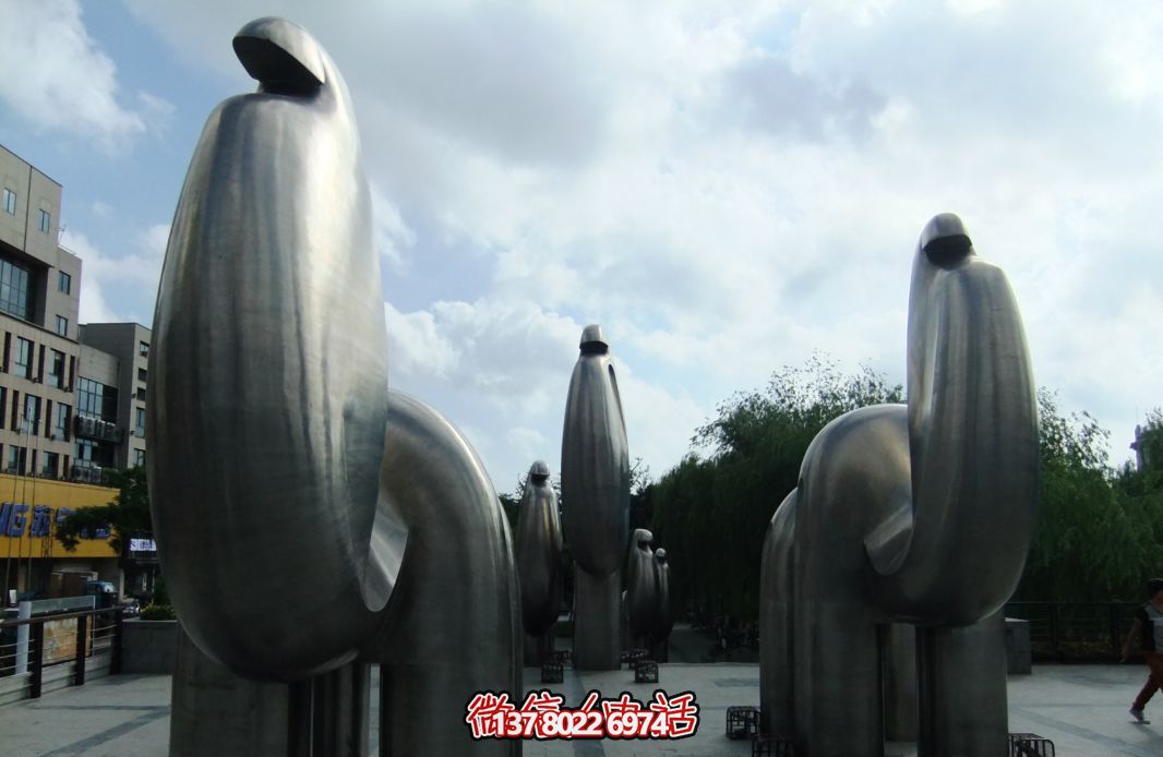 大型不銹鋼抽象雕塑駱駝之歌 大型不銹鋼抽象雕塑駱駝之歌