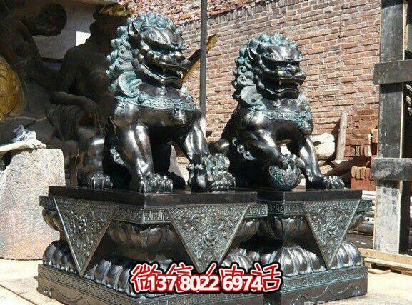 廣場景區(qū)創(chuàng)意不銹鋼仿銅創(chuàng)意一對(duì)獅子雕塑