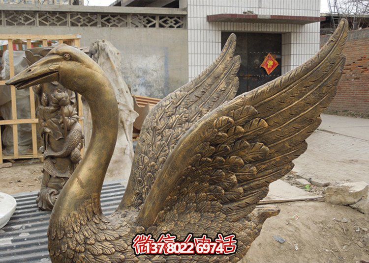 戶外不銹鋼噴金切割烤漆展翅天鵝雕塑 戶外不銹鋼噴金切割烤漆展翅天鵝雕塑